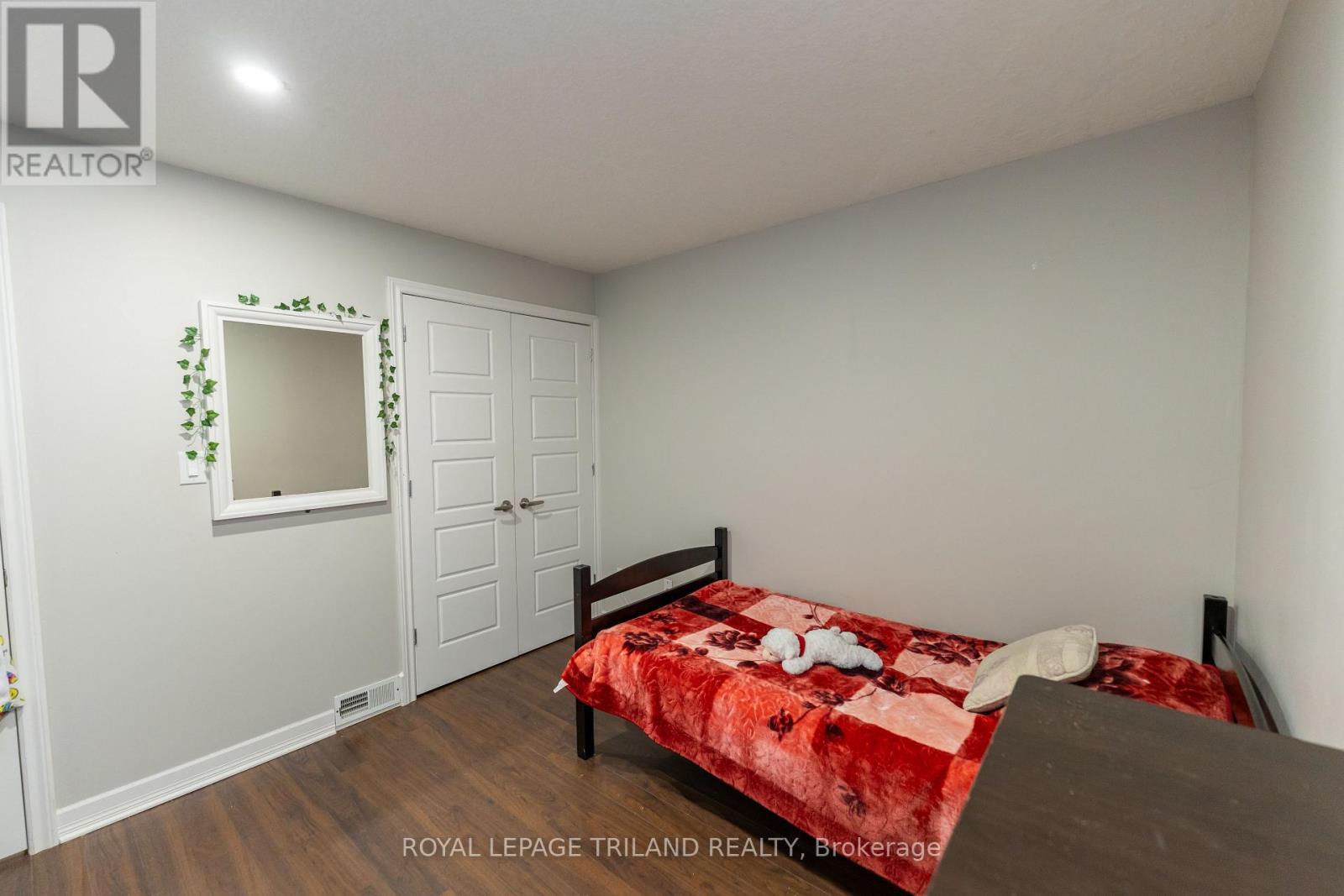 1984 Jubilee Drive, London North (North E), ON