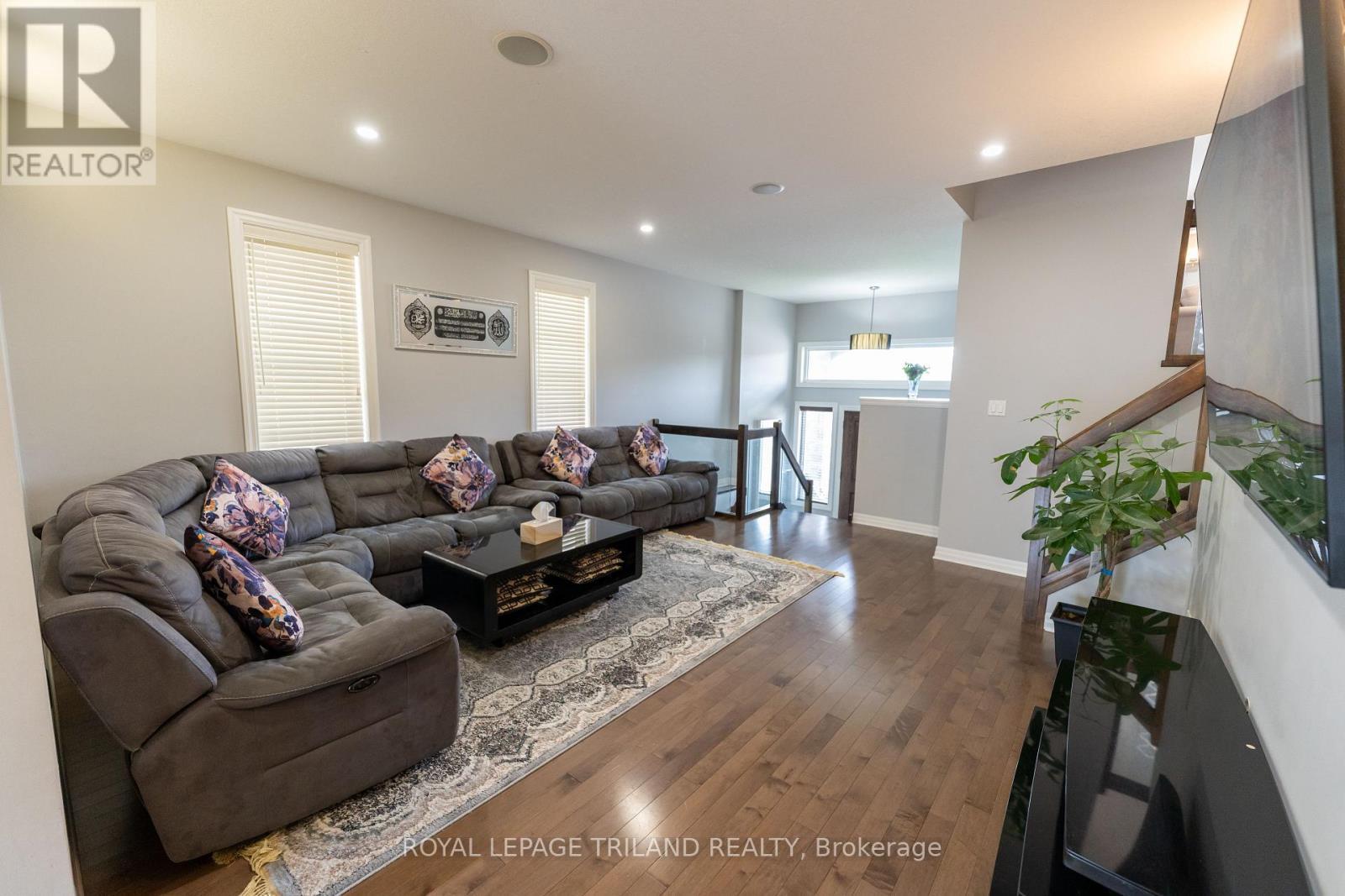 1984 Jubilee Drive, London North (North E), ON