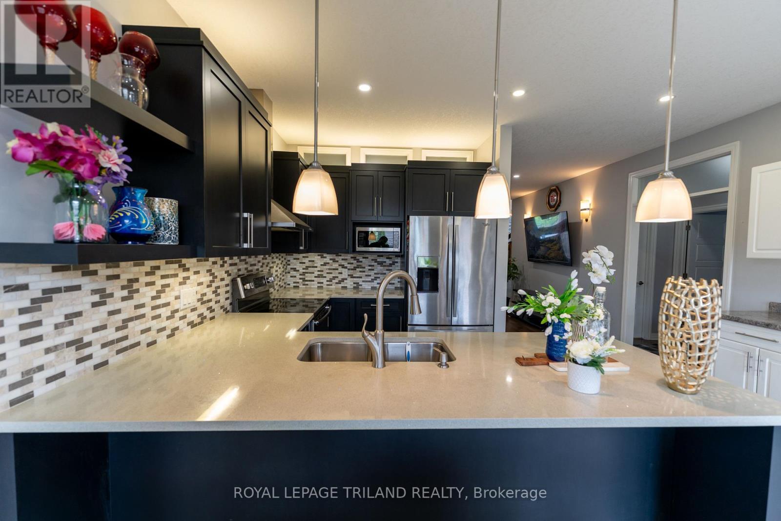 1984 Jubilee Drive, London North (North E), ON