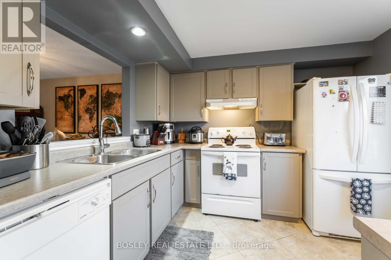 61 - 50 Lakeshore Road, St. Catharines (Lakeport), ON