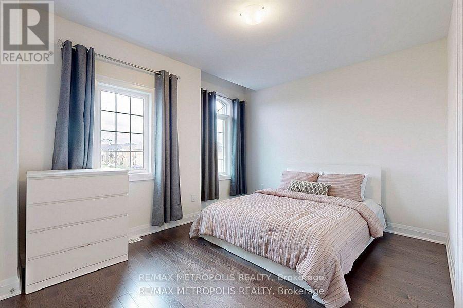 ROOM A - Room A - 100 Ballantyne Boulevard, Vaughan, ON - Indoor Photo Showing Bedroom