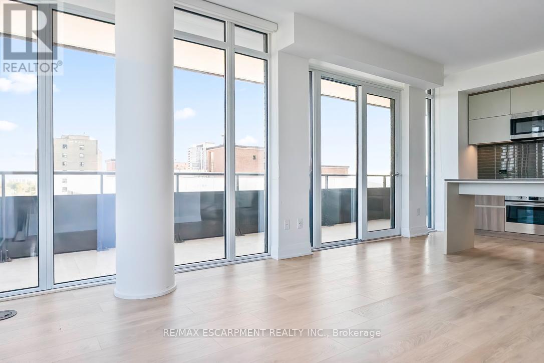 1012 - 21 Park Street E, Mississauga, ON