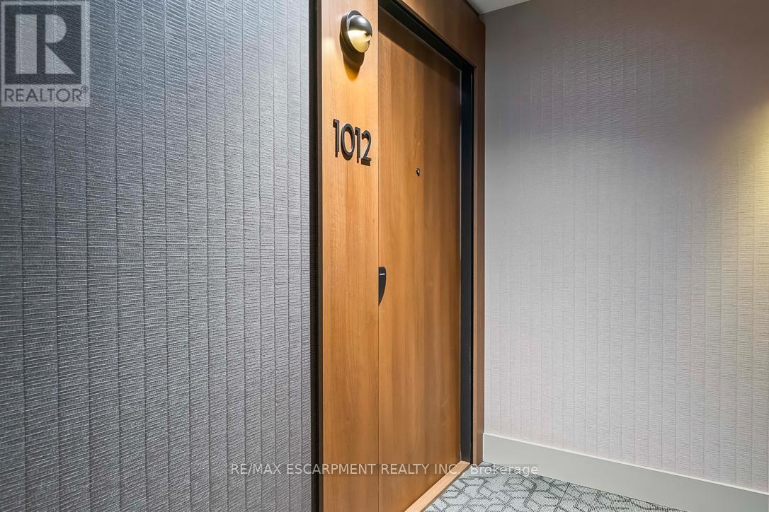 1012 - 21 Park Street E, Mississauga, ON