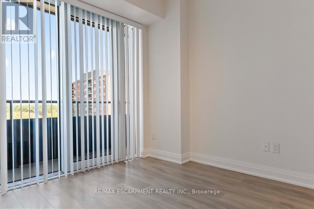 1012 - 21 Park Street E, Mississauga, ON