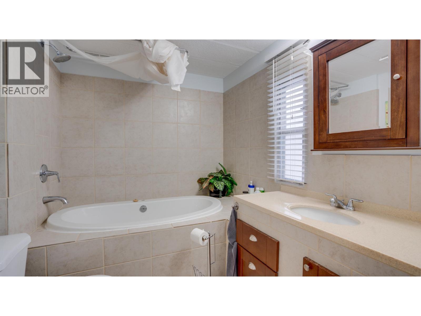 15401 Kalamalka Lake Road Unit# 67 Lot# 67, Coldstream, BC