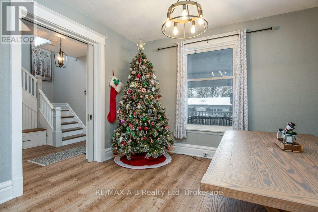 2 Loveys Street E, East Zorra-Tavistock (Hickson), ON - Indoor