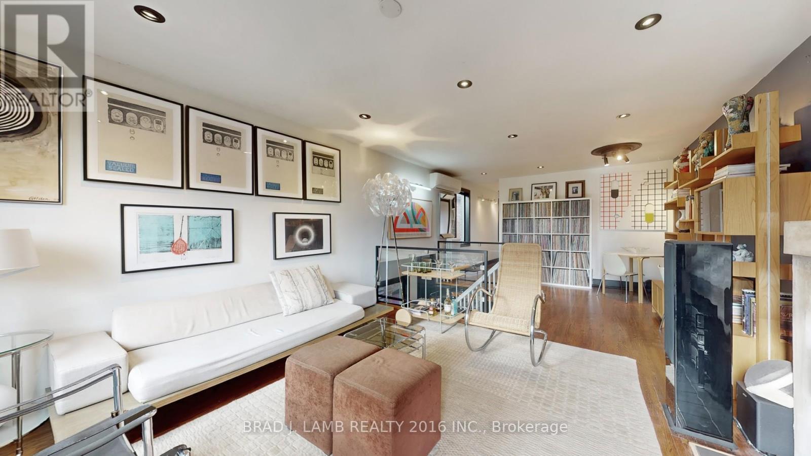 1558 A Davenport Road, Toronto, ON