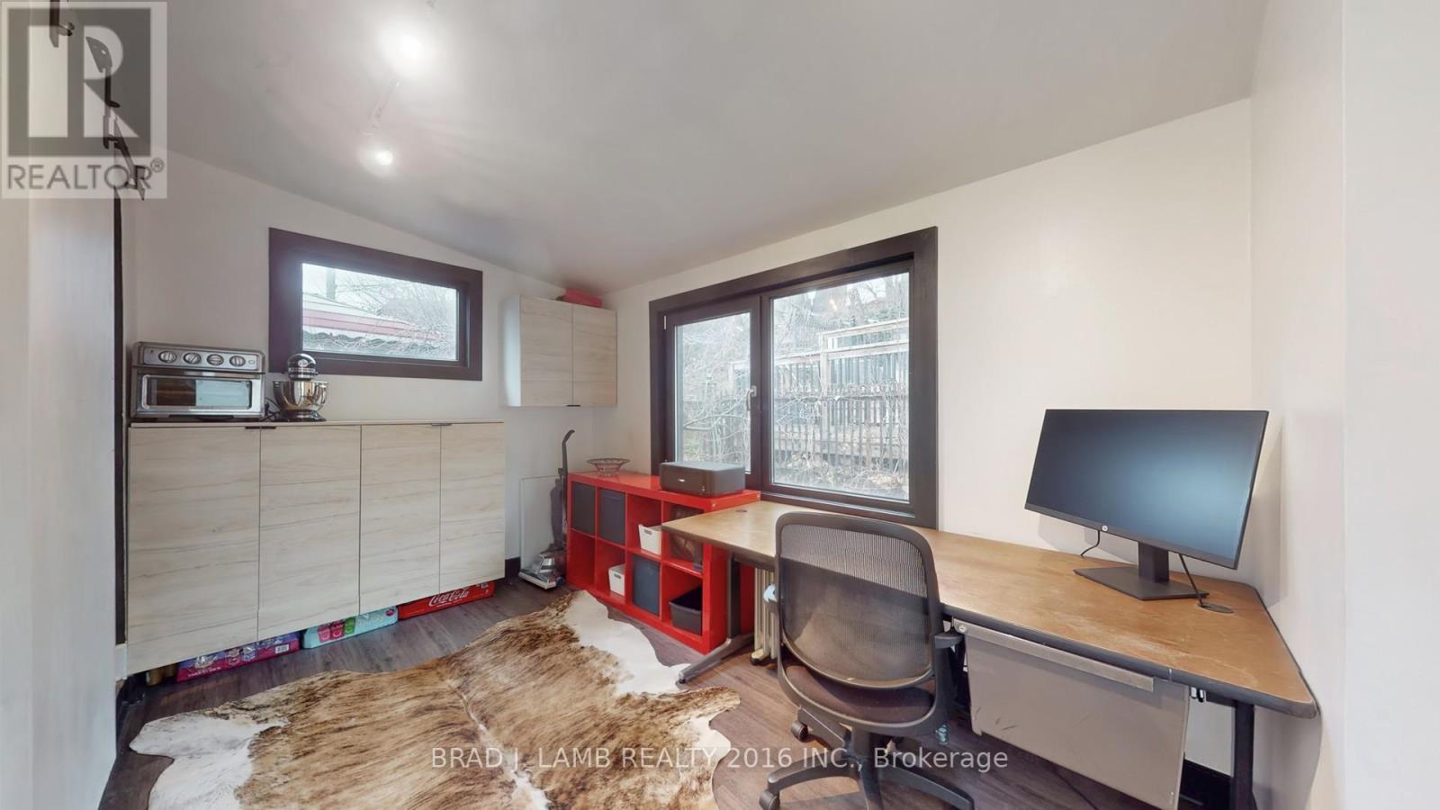 1558 A Davenport Road, Toronto, ON