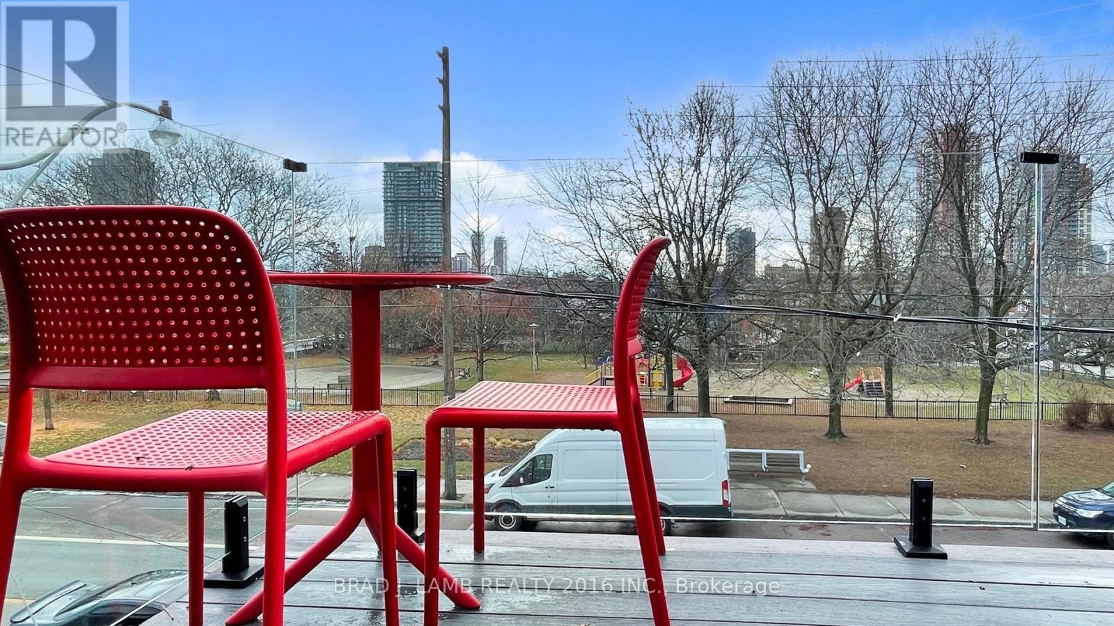 1558 A Davenport Road, Toronto, ON