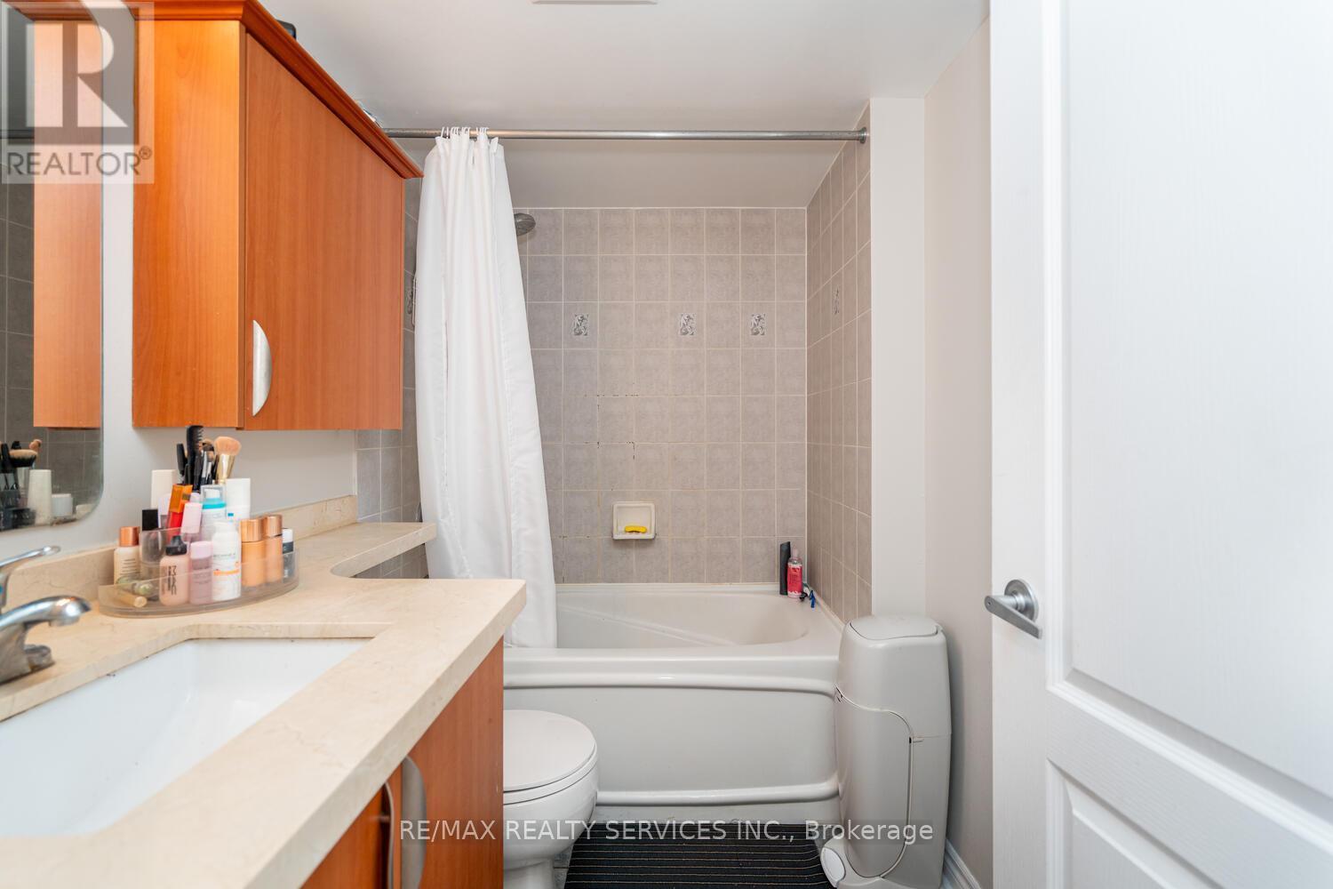 1403 - 33 Elm Drive, Mississauga, ON