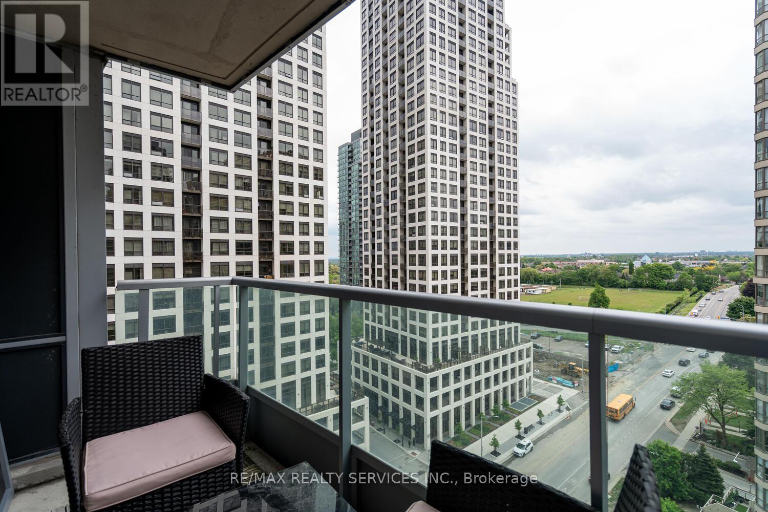 1403 - 33 Elm Drive, Mississauga, ON