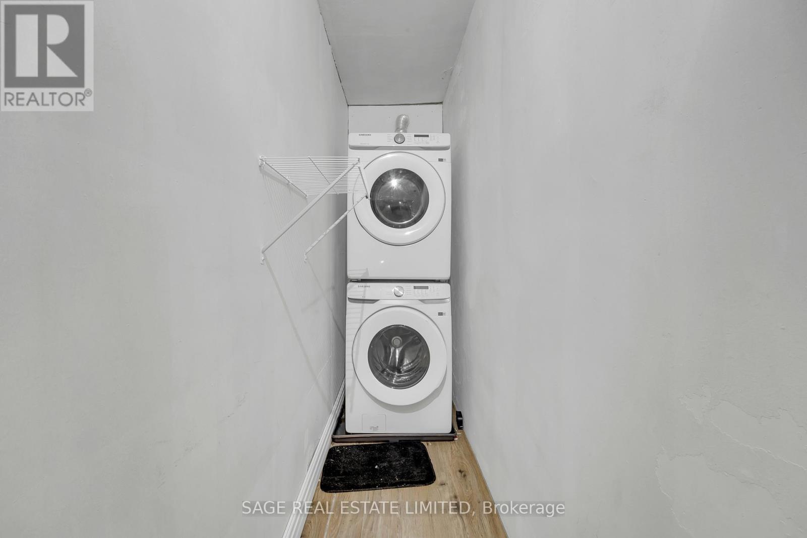 Upper - 1108 St. Clair Avenue W, Toronto, ON - Indoor Photo Showing Laundry Room