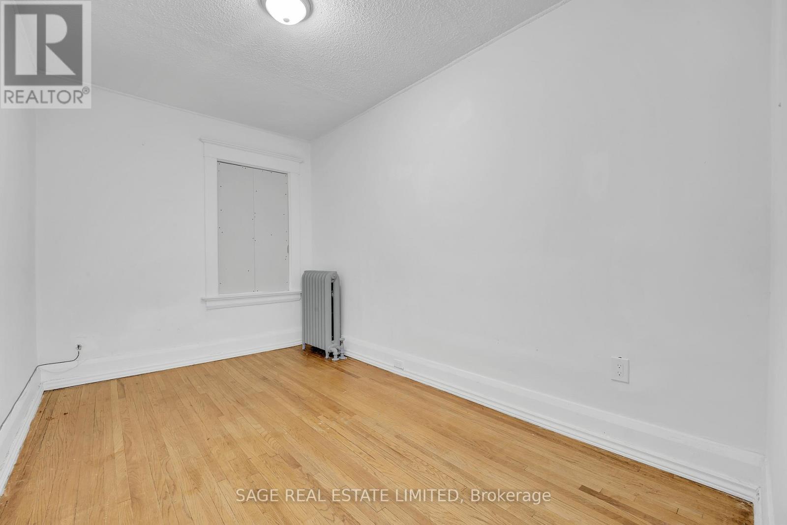 Upper - 1108 St. Clair Avenue W, Toronto, ON - Indoor Photo Showing Other Room