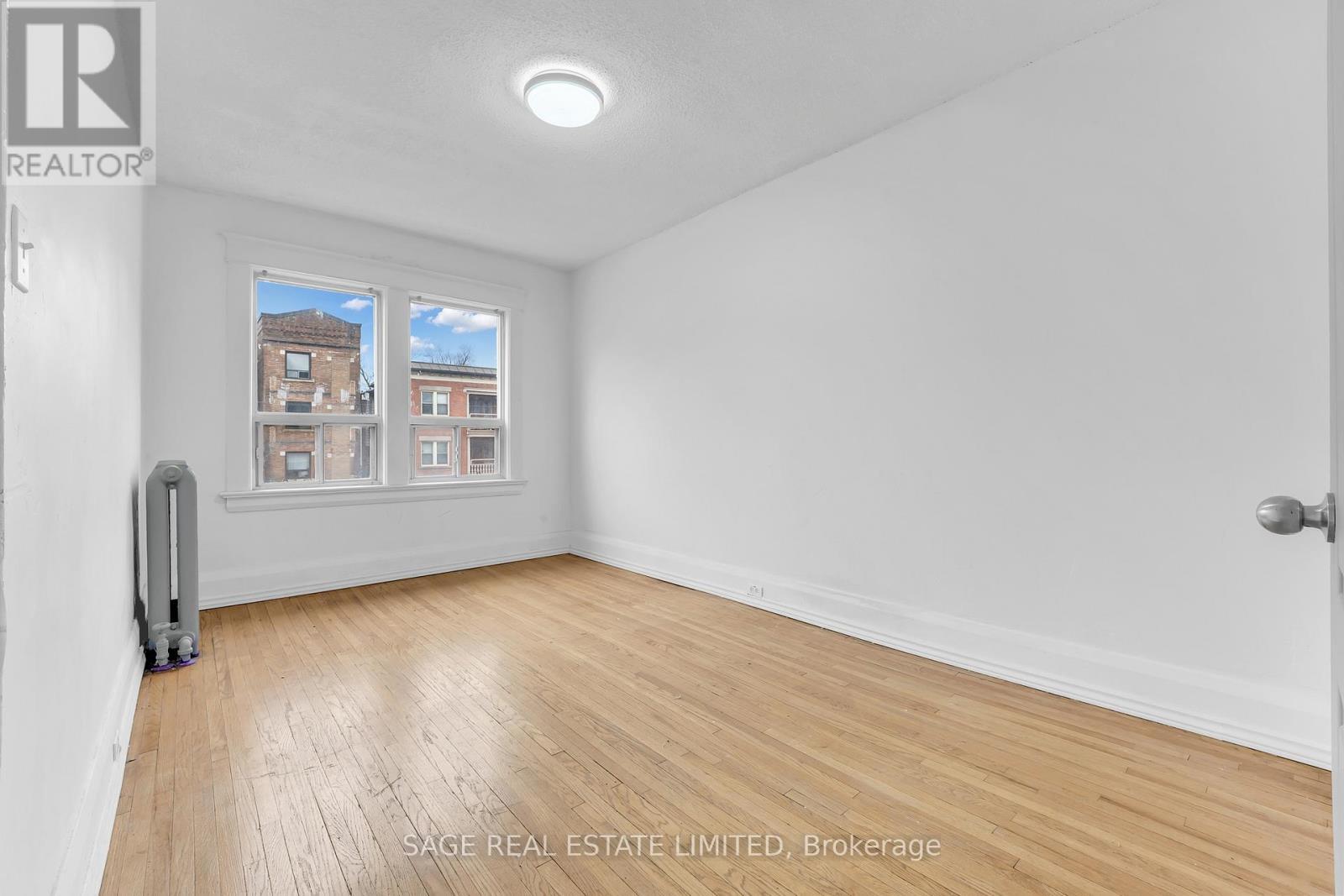 Upper - 1108 St. Clair Avenue W, Toronto, ON - Indoor Photo Showing Other Room