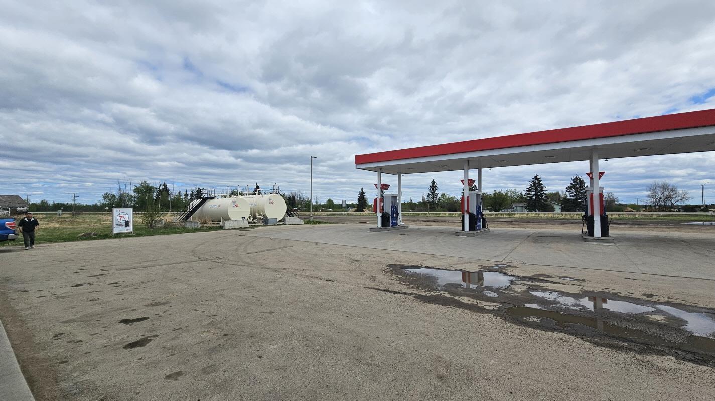 43 Junction 658, Woodlands County, AB