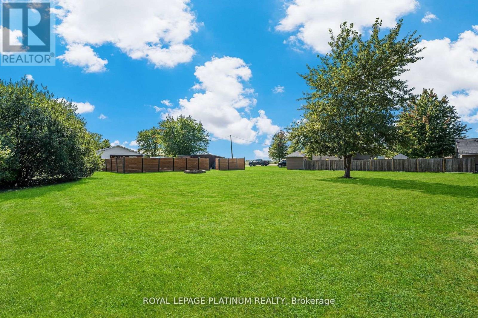 4546 Sherkston Road, Port Colborne, ON - Outdoor