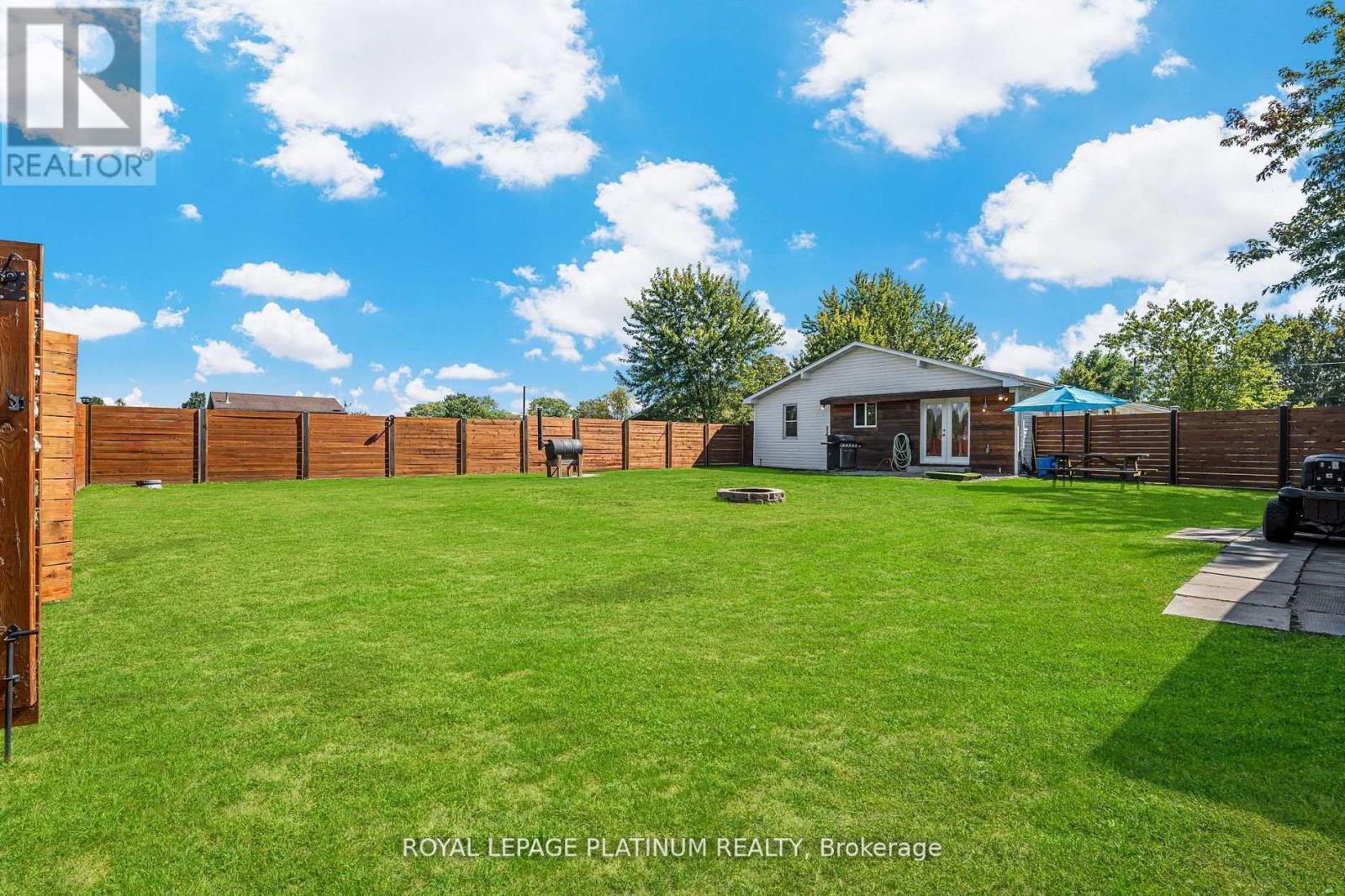 4546 Sherkston Road, Port Colborne, ON - Outdoor