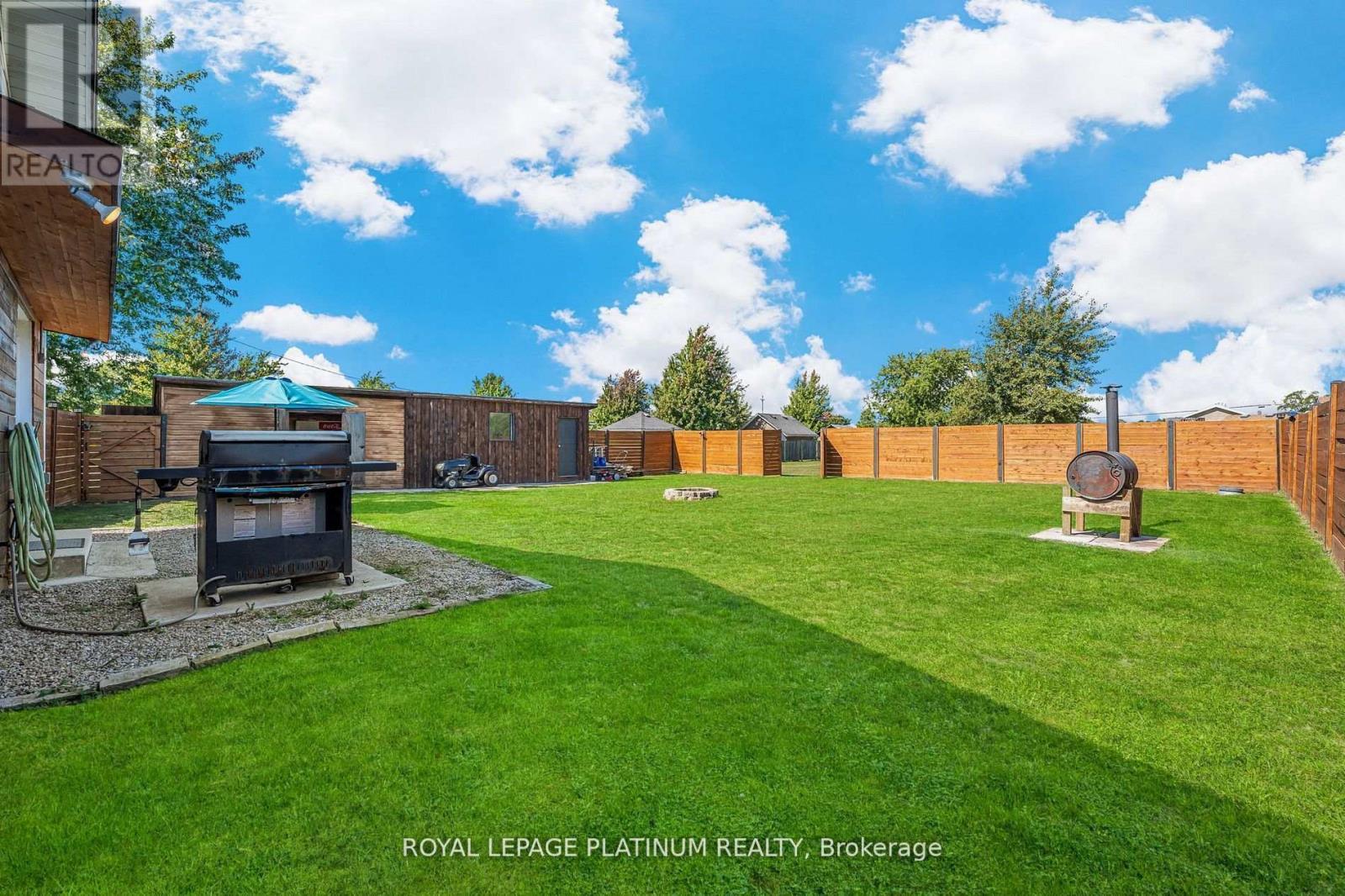 4546 Sherkston Road, Port Colborne, ON - Outdoor