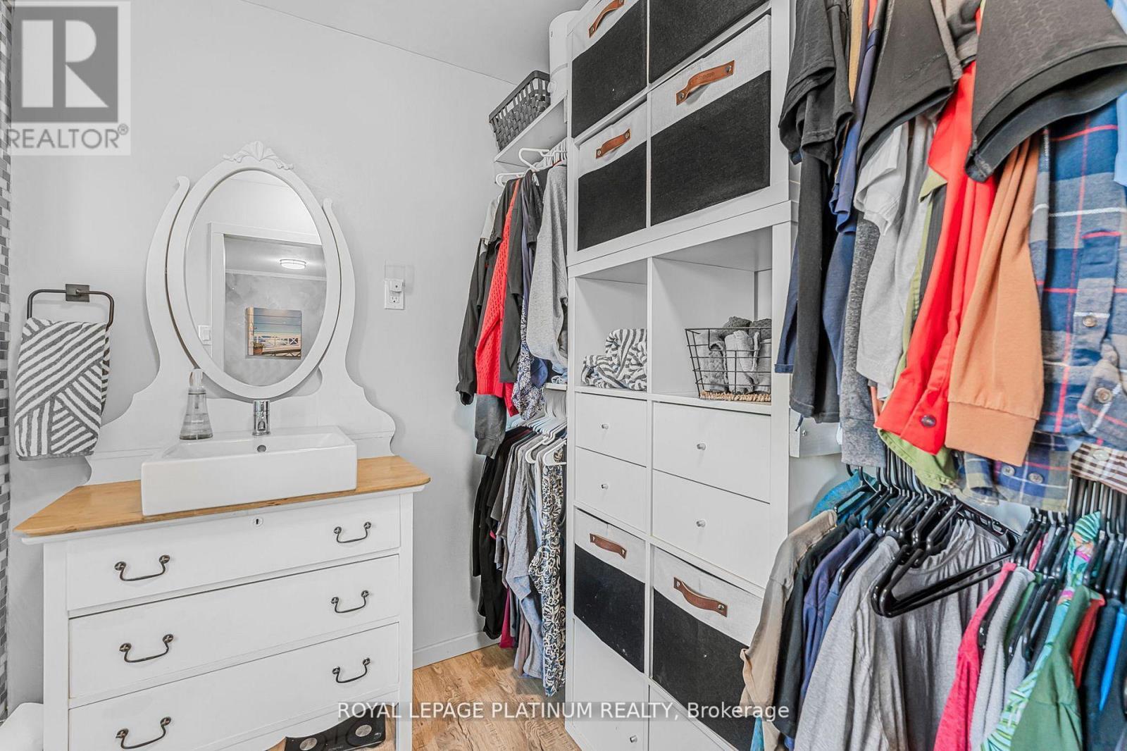 4546 Sherkston Road, Port Colborne, ON - Indoor With Storage