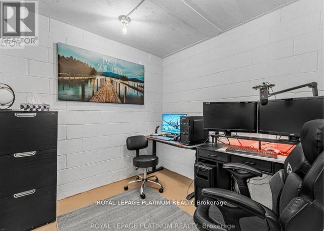 4546 Sherkston Road, Port Colborne, ON - Indoor Photo Showing Office