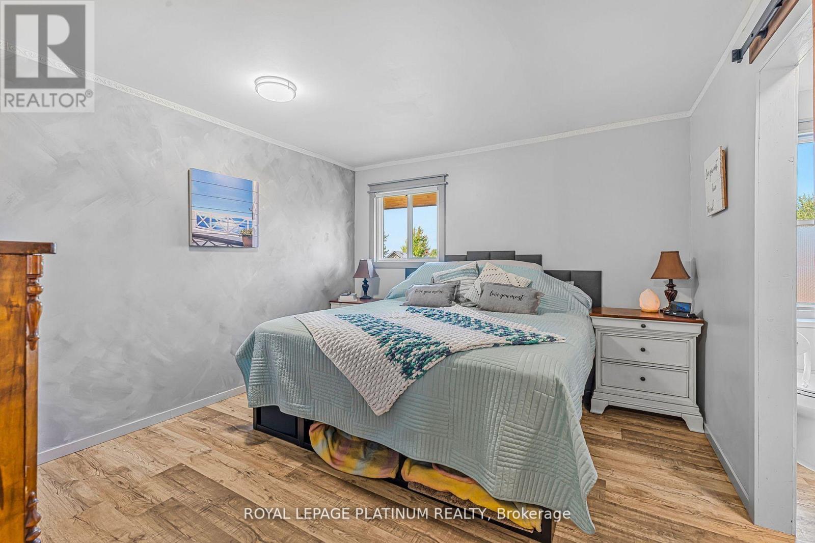 4546 Sherkston Road, Port Colborne, ON - Indoor Photo Showing Bedroom