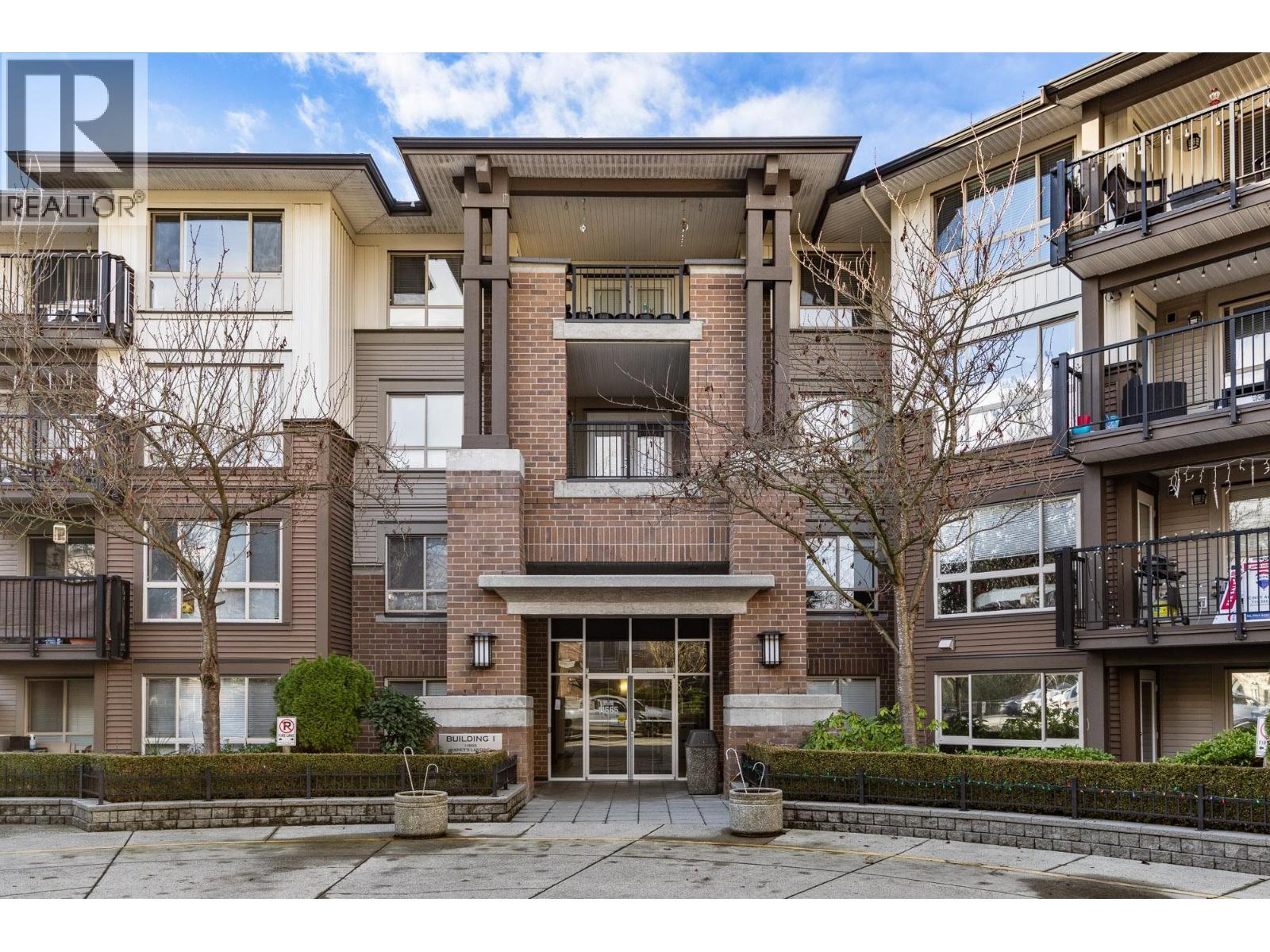 215 11665 Haney Bypass, Maple Ridge, BC - Outdoor With Facade