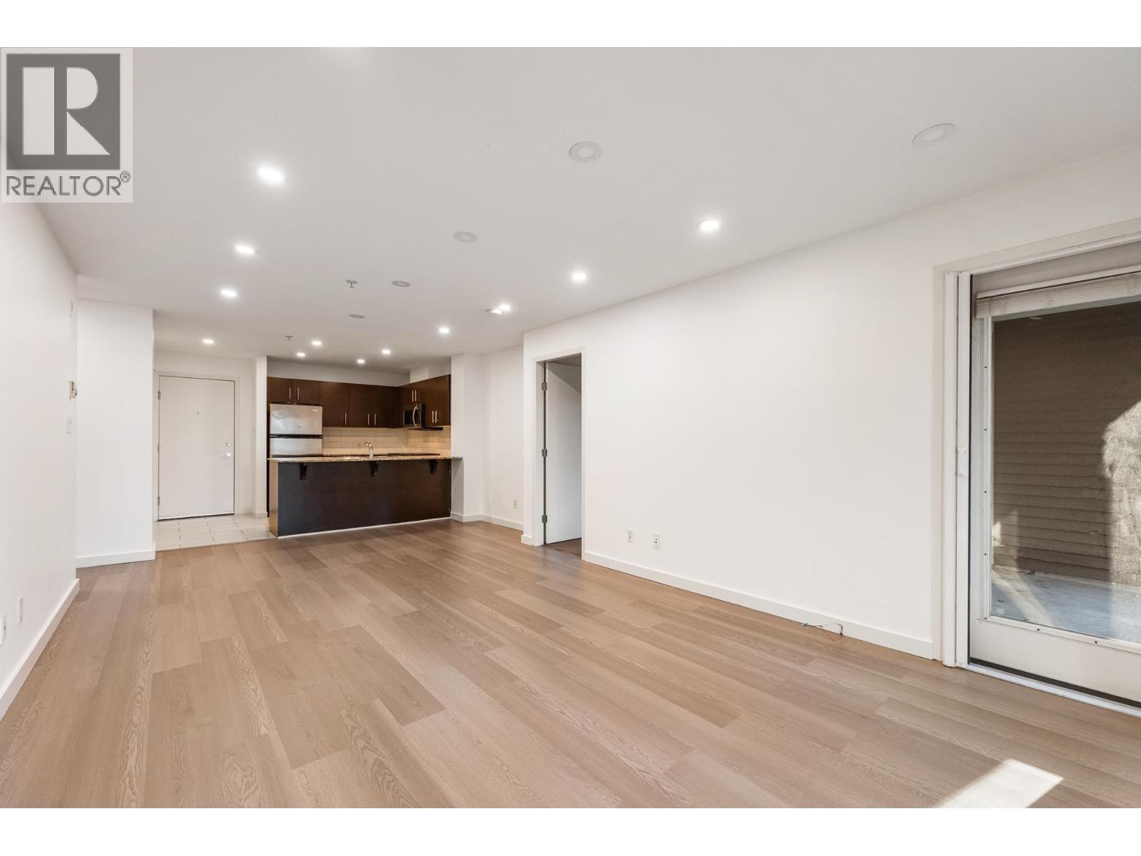 215 11665 Haney Bypass, Maple Ridge, BC - Indoor