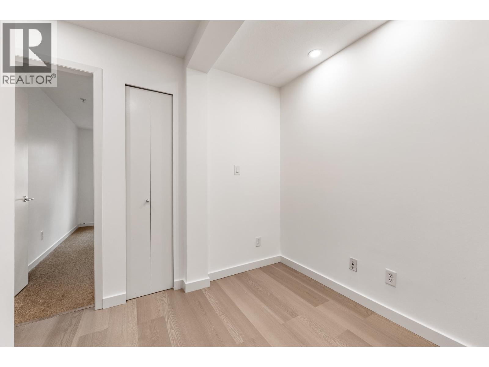 215 11665 Haney Bypass, Maple Ridge, BC - Indoor Photo Showing Other Room