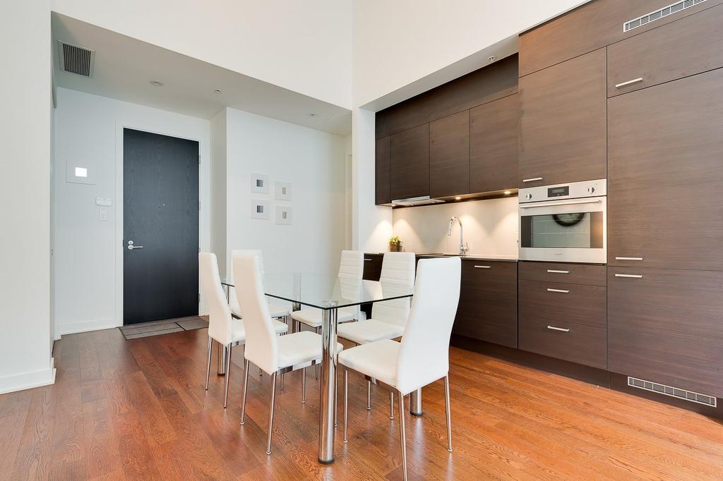 Cuisine - 211-1155 Rue De La Montagne, Montréal (Ville-Marie), QC - Indoor