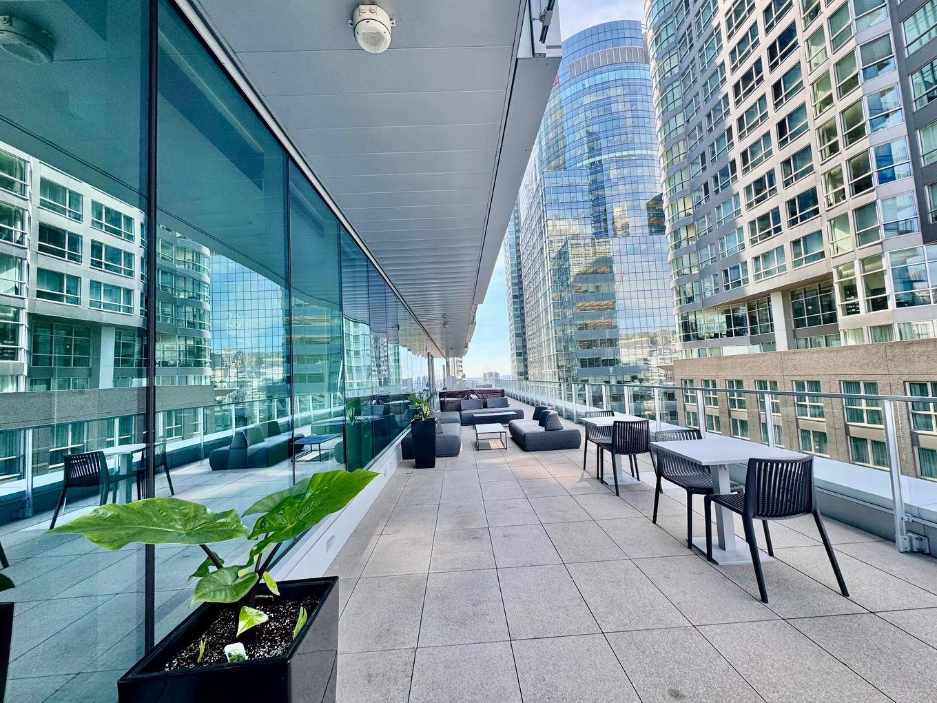 Terrasse - 211-1155 Rue De La Montagne, Montréal (Ville-Marie), QC - Outdoor