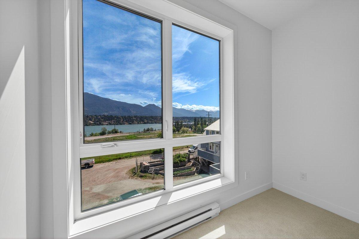 404-510 14Th Street, Invermere, BC - Outdoor With Body Of Water With View