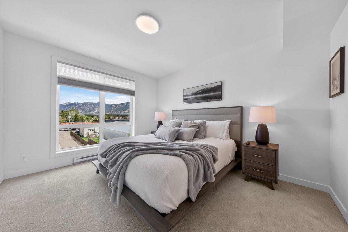 406-510 14Th Street, Invermere, BC - Indoor Photo Showing Bedroom