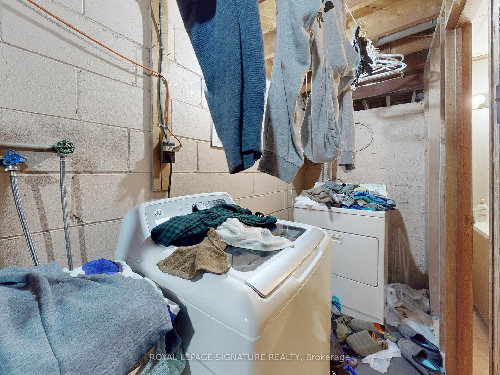 215 Woodsworth Road, Toronto, ON