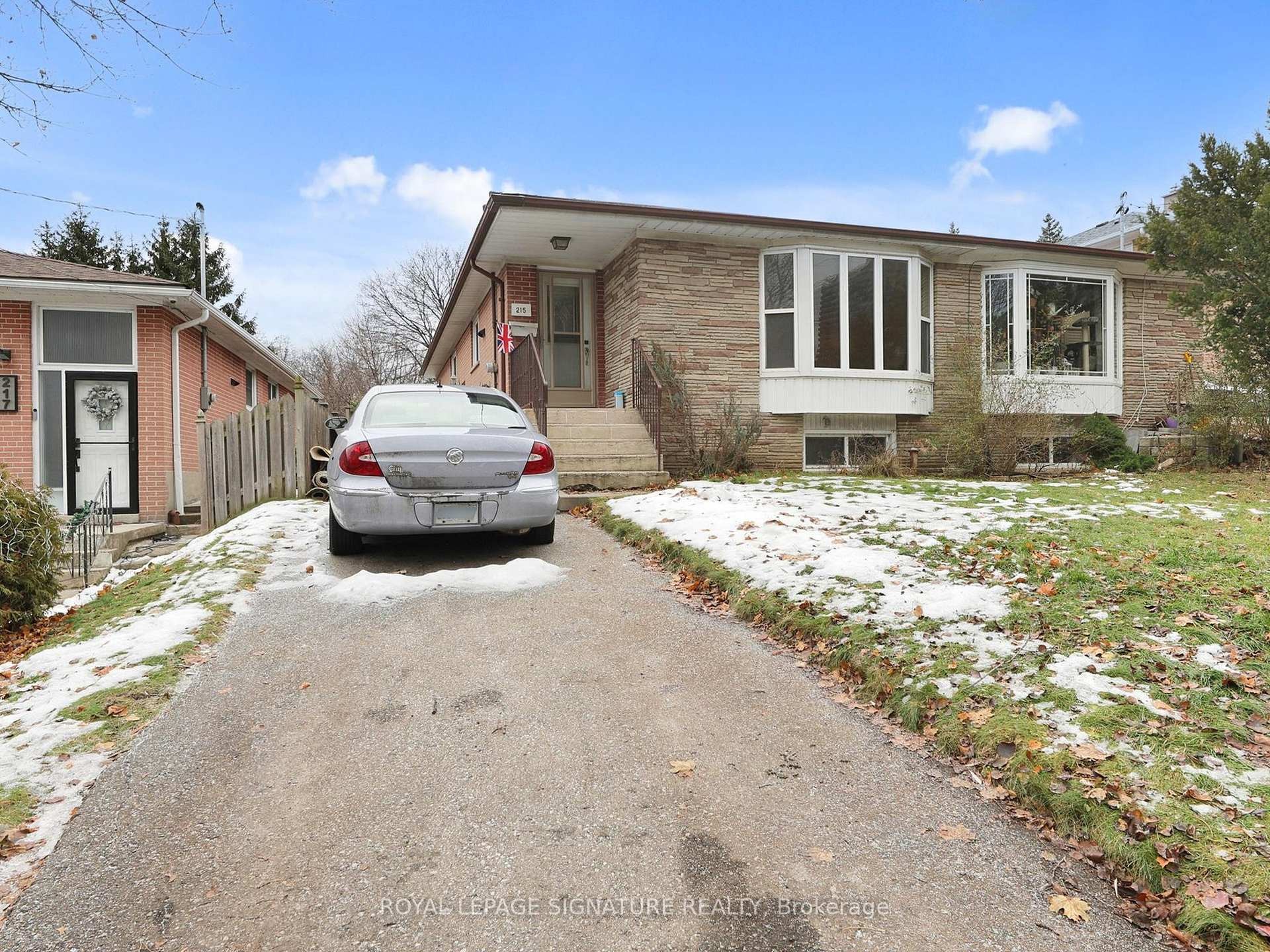 215 Woodsworth Road, Toronto, ON