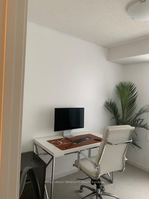 66-31 Honeycrisp Crescent, Vaughan, ON - Indoor Photo Showing Office