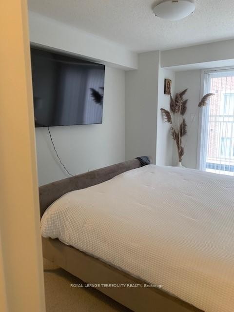 66-31 Honeycrisp Crescent, Vaughan, ON - Indoor Photo Showing Bedroom