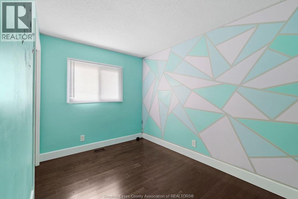 9996 Forest Glade Court, Windsor, ON