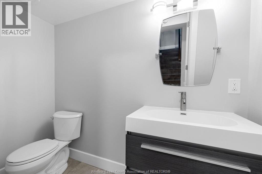 9996 Forest Glade Court, Windsor, ON