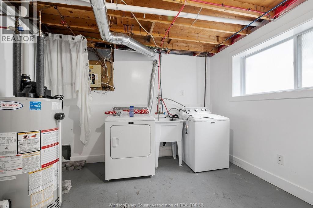 9996 Forest Glade Court, Windsor, ON