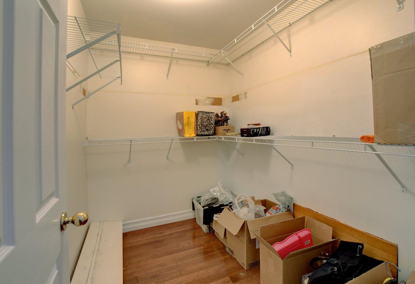 Storage - 2855 Place Winner, Saint-Lazare, QC - Indoor With Storage