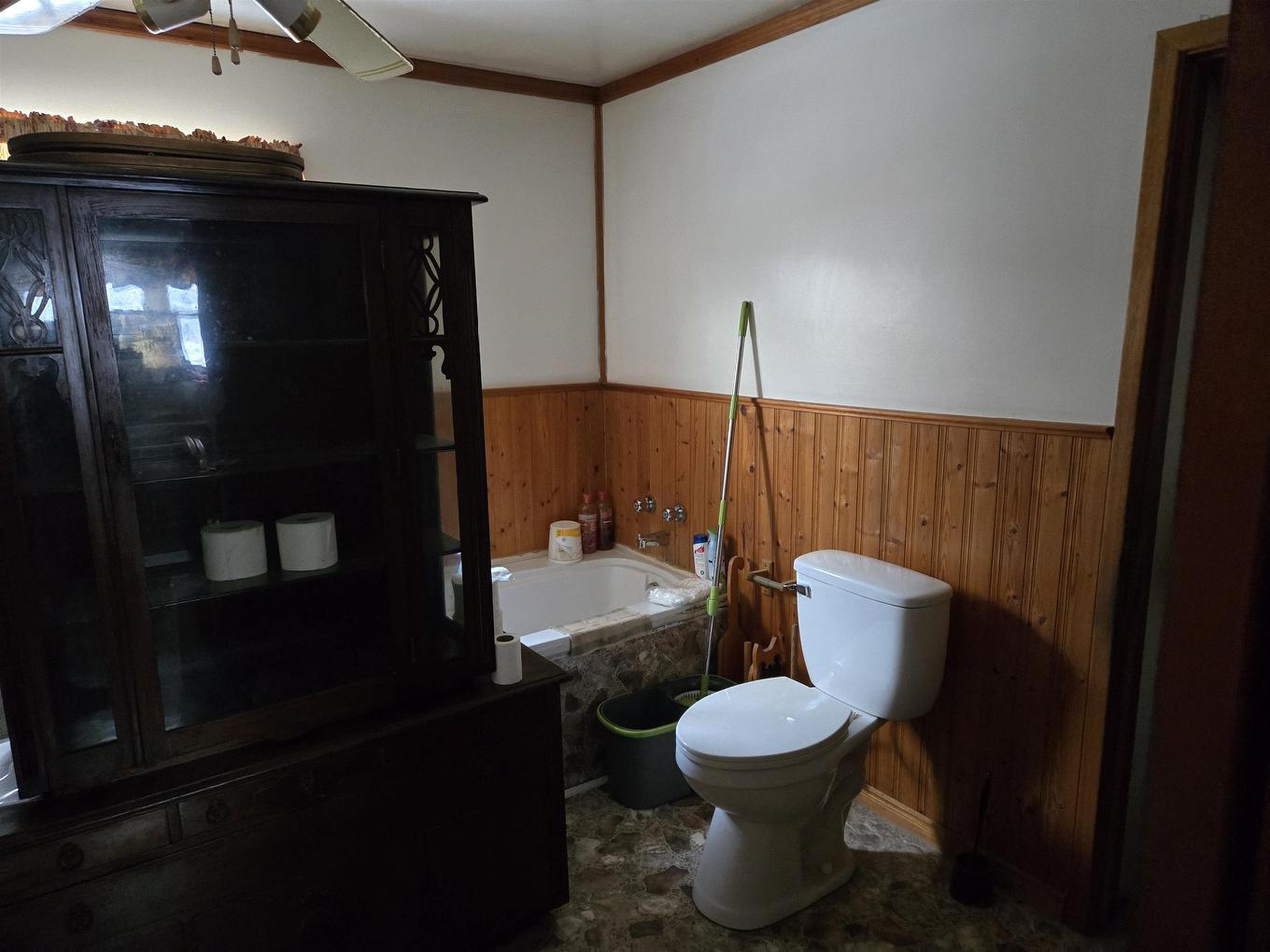 3551 Highway 2, Economy, NS