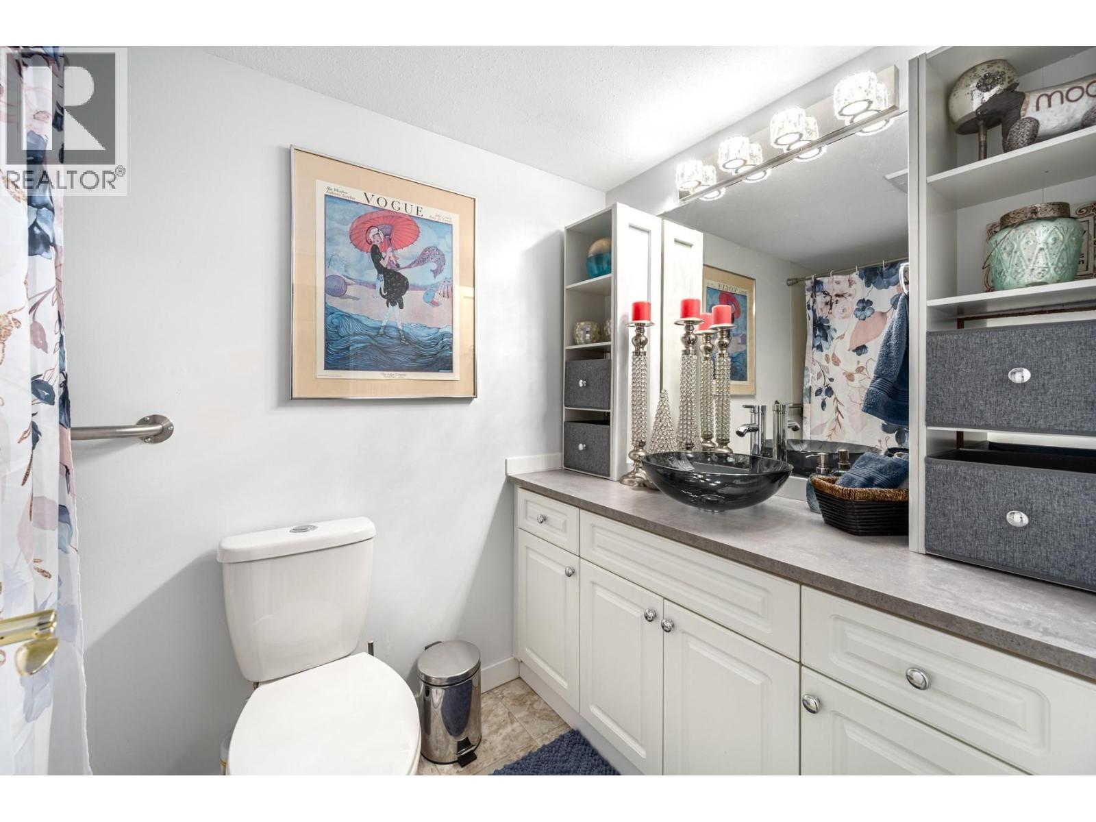 825 Hill Street Unit# 211, Ashcroft, BC - Indoor Photo Showing Bathroom