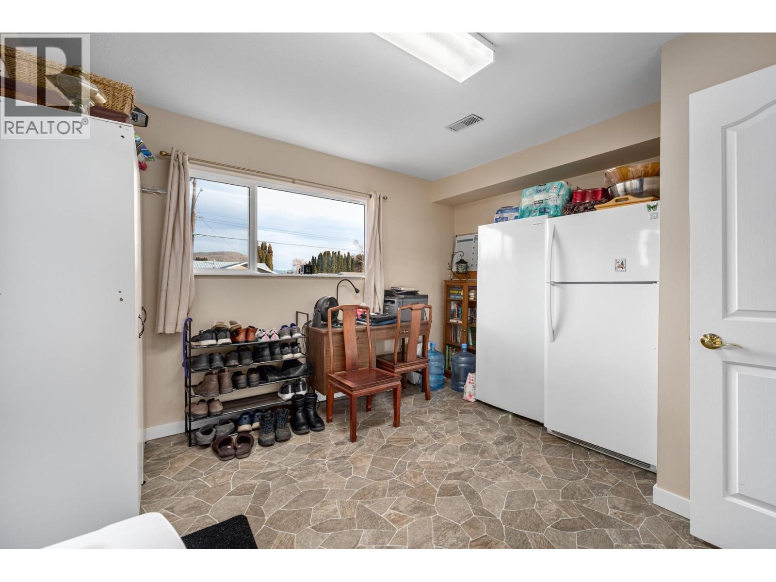 825 Hill Street Unit# 211, Ashcroft, BC - Indoor