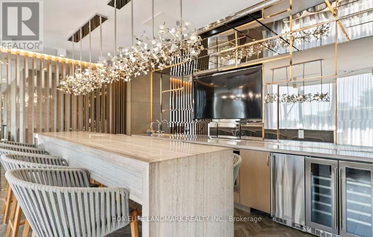 806 - 7 Kenaston Gardens, Toronto, ON