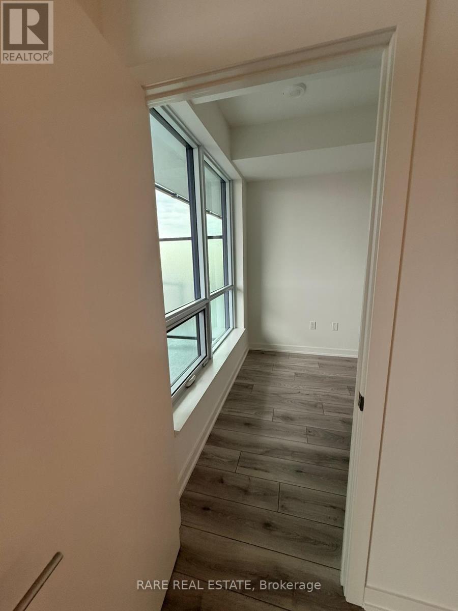 2005 - 110 Broadway Avenue, Toronto, ON - Indoor Photo Showing Other Room