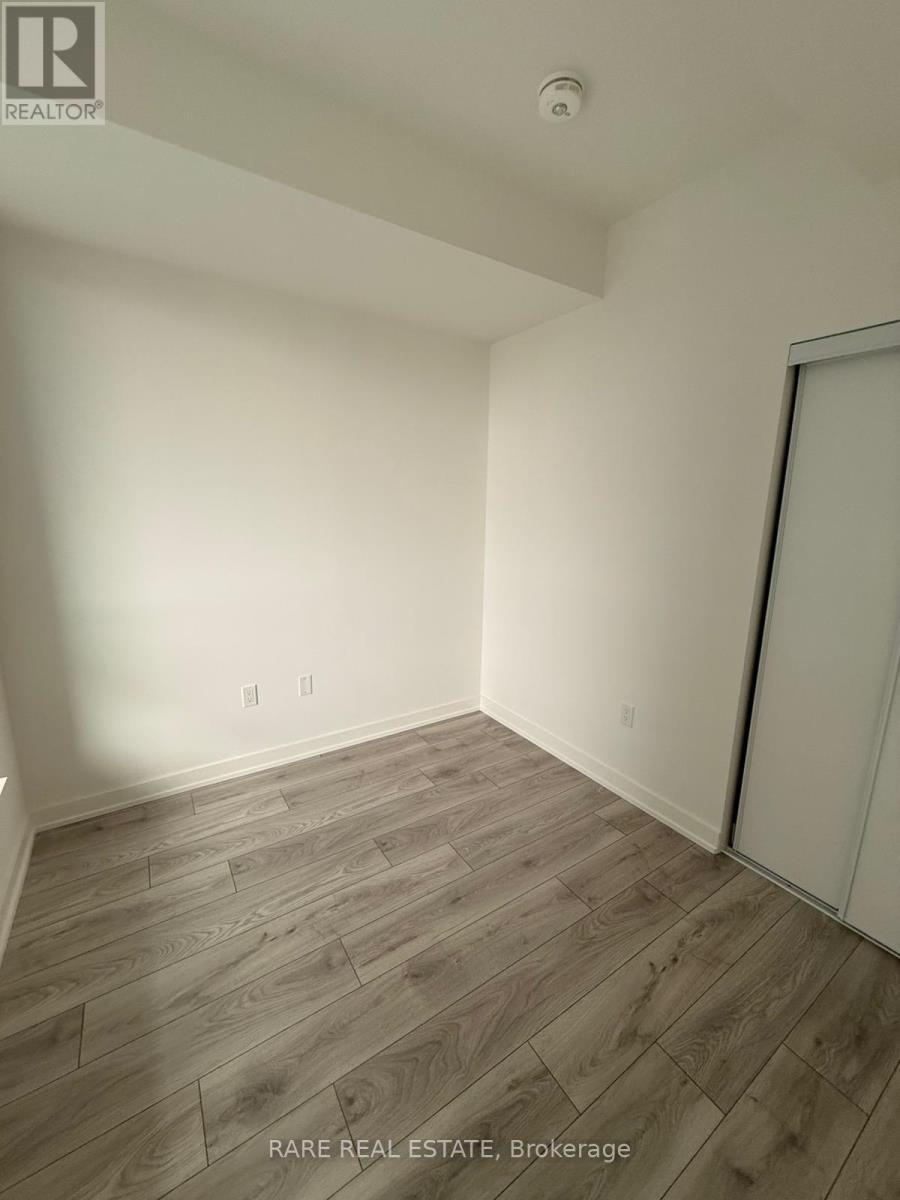 2005 - 110 Broadway Avenue, Toronto, ON - Indoor Photo Showing Other Room