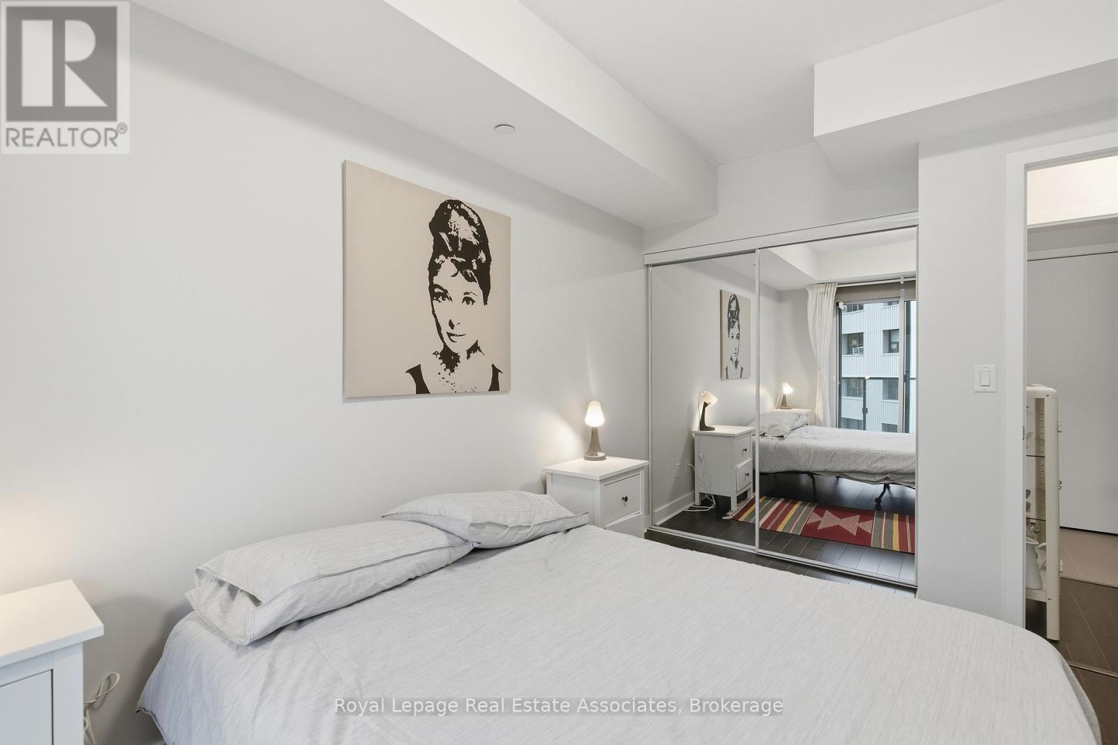 1606 - 58 Orchard View Boulevard, Toronto, ON - Indoor Photo Showing Bedroom