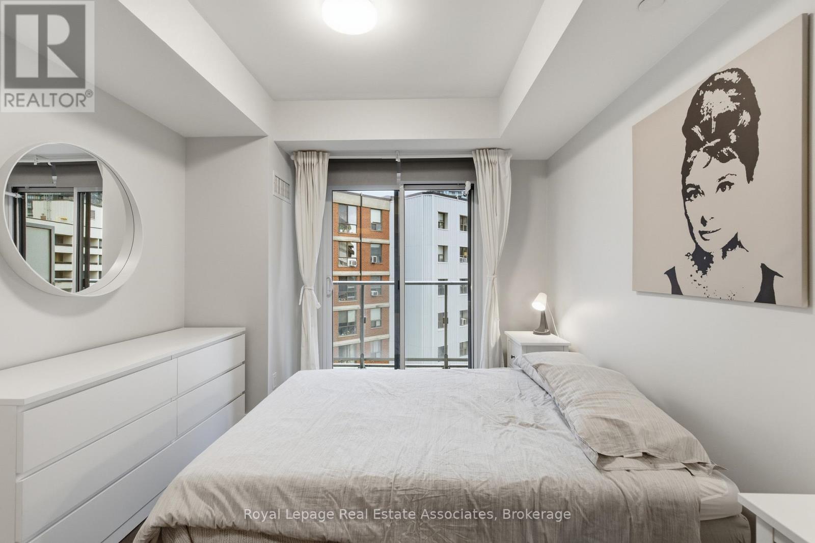 1606 - 58 Orchard View Boulevard, Toronto, ON - Indoor Photo Showing Bedroom