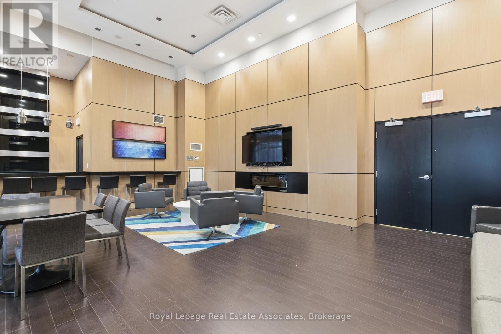 1606 - 58 Orchard View Boulevard, Toronto, ON - Indoor