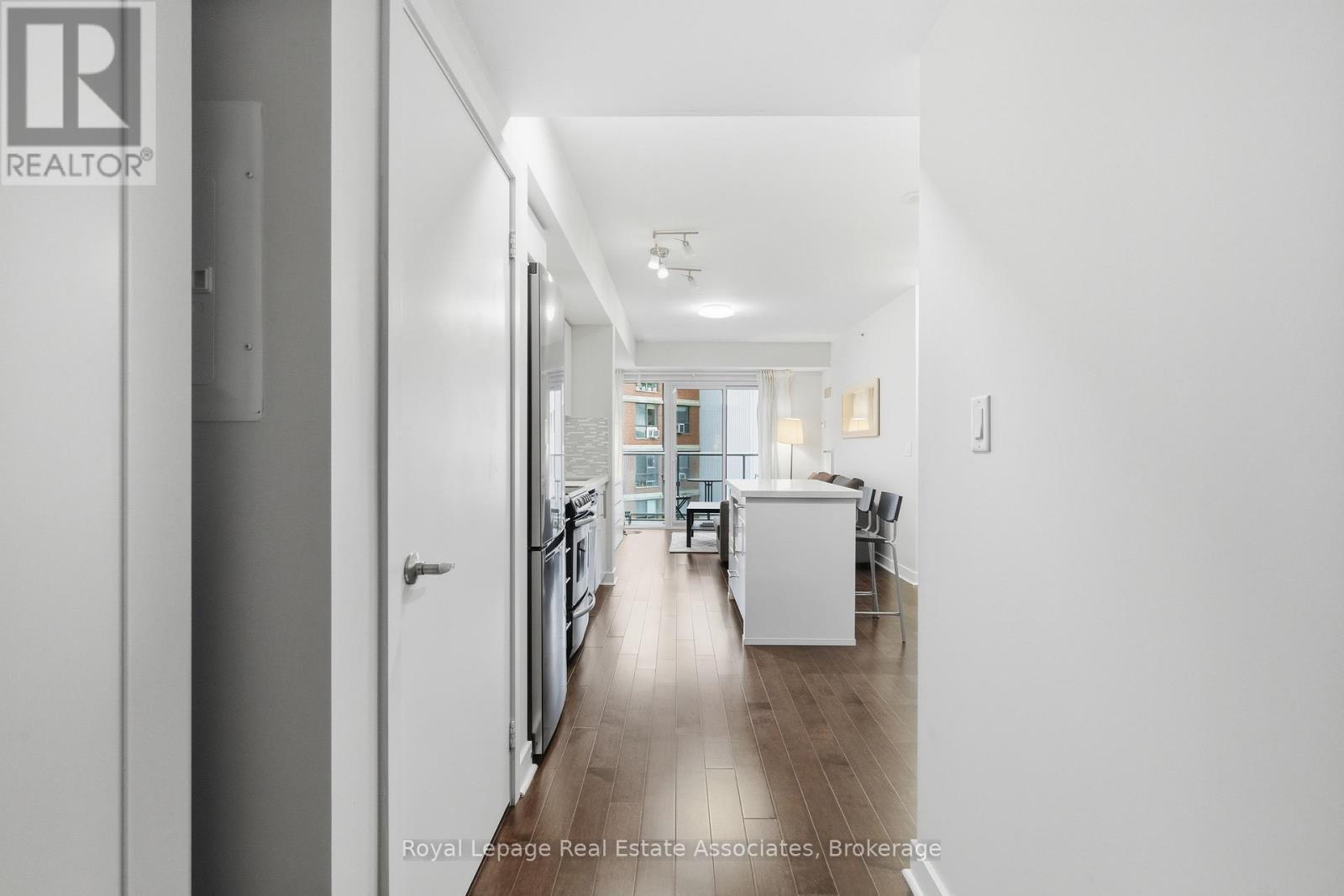 1606 - 58 Orchard View Boulevard, Toronto, ON - Indoor Photo Showing Other Room